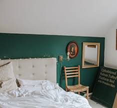 Dark Green Accent Wall With Neutral Bedroom Design Bedroomgoals Neutral Bedroom Design Chic Bedroom Design Bedroom Design