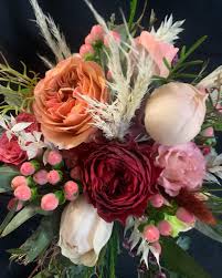 Alexandra Millar. 5/2/22 congratulations 💞💞. Love a native blend bouquet.  Your colours were sensational. 🥰🥰🥰🥰#eurambeenhomestead #loulousflorist  #weddingbouquet #bridalflowers