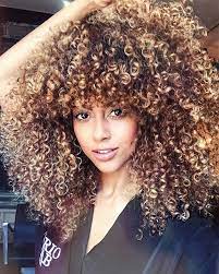 17 Stunning People Who Will Make You Wish You Had Curly Hair Curly Hair Styles Naturally Curly Hair Styles Hair Highlights