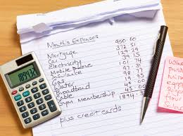 Those who worked for the federal government earned a mean annual wage of $100,080. 10 Simple Ways To Manage Your Money Better