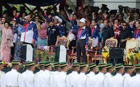 Persembahan pada raptai penuh hari kebangsaan 2019, 29 ogos 2019 di putrajaya video ni adalah untuk memberi kredit. Dataran Putrajaya Dibanjiri Orang Ramai