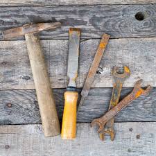 Remove them from the solution and wipe down with paper towel to dry them, then clean the rust off with steel wool. How To Remove Rust From Tools The Home Depot