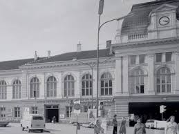 Pölten hauptbahnhof is the main railway station at st. Detailseite