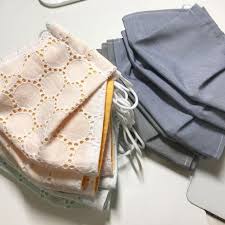 ハギのない立体マスクの作り方１ 手作りフェイスマスク 布小物 作り方 マスク