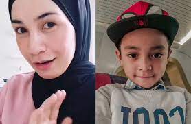 Ujar izreen, berat badannya naik mendadak kala ini namun bersyukur kerana tidak menghidap sebarang penyakit. Makin Besar Makin Banyak Ragam Izreen Azminda Kongsi Foto Terkini Anak Sulung Makin Comel Media Hiburan