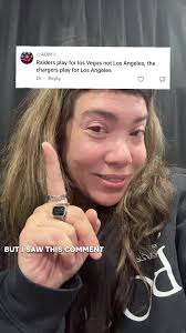 Lemme explain this to you real quick #laraiders #vintagejersey  #womeninsports #greenscreen