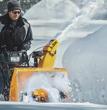 Die schneefräse geotech st 662 wl eignet sich für die intensive schneeräumung auf mittelgroße flächen, wofür kontrolle und antrieb wesentlich. Schneefrasen Ideal Fur Grosse Flachen