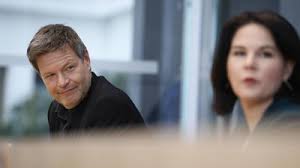 Franziska schubert für görlitz videos franziska im gespräch mit robert habeck: Alle Infos News Zu Robert Habeck Rtl De Rtl De