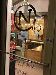 Cortlandt st new york city subway 2 min. Belgian Neuhaus Chocolate 32 Photos 44 Reviews Candy Stores 460 Grand Central Terminal 42nd St New York Ny Phone Number