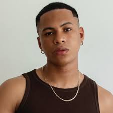 COMERCIAL MEN · MM Runway · Model Management