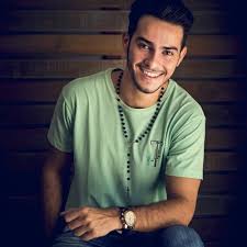 Thais marcondes (instagram star) was born on the 11th of january, 1987. Leonan Marcondes By Sertanejo Bom