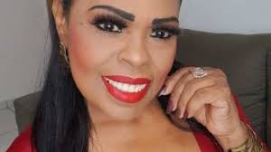 Coluna Maria da Inglaterra estreia em grande estilo com entrevista de Beth  Moreno