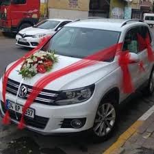 Gelin Arabasi Kirmizi Seruven Tikla En Uygun Fiyatlara Susleyelim Http Starcicekcilik Net 331 Gelin Arabasi Kirmizi Seruven Html Gelin Gelinler Kirmizi
