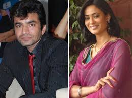 Shweta tiwari was born on october 4, 1980 in pratapgarh, uttar pradesh, india as shweta ashok tiwari. Shweta Tiwari Still Being Haunted By Ex Husband Raja Chaudhary Bollywood Garam