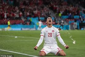 Find out everything about yussuf poulsen. Xixtaywqzabejm