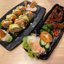 I'm trying the recommended ones, especially kaki tofu :33 looks delicious ~ å'Œæ¨‚å±‹ Warakuya Japanese Restaurant Seputih Kuala Lumpur Kl