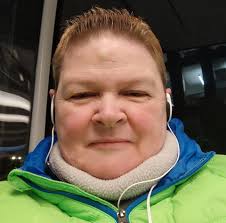 Mein Buch: "Aufbruch: Eine Reise zu sich selbst", gibt es hier:  https://amzn.to/3OE21kt