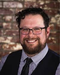 Shane Meek's Instagram, Twitter & Facebook