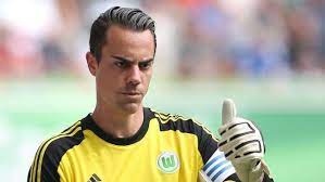 Benaglio spillede en gang for vfl wolfsburg ii i amatøren regionalliga nord, mens han kom sig efter skade den 5. Diego Benaglio Wolfsburg Diego Orlando Wolfsburg