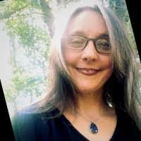 Leigh Wade's Instagram, Twitter & Facebook