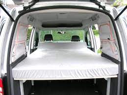 Der caddy bekommt ein bett. 403 Access Forbidden Campingbett Camping Camping Ausbau