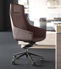 Elegantissima Poltrona Direzionale Della Serie Jera Di Forsit Dal Design Avvolgente Con Struttura I Stylish Office Chairs Nyc Furniture Adjustable Office Chair