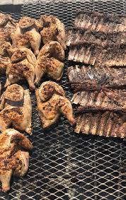 Chef Elliott Moss' new BBQ pop-up, more food news in Asheville