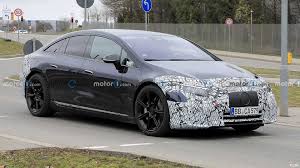 The prototype seen in the top photos already seems close. Mercedes Benz Eqs Road Trial Spy Photos Exposure New Car Is Expected To Be Unveiled On April 15th Caacar