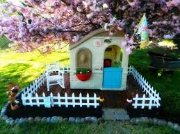 Pin By Jardin Trevino On Ideas For My Mini Backyard Playhouse Play Houses Gardening For Kids