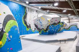 Buy a pass and climb until 11pm! Climbmat Climbing Gym Flooring