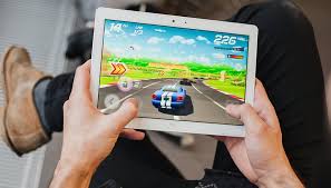 Cuando vamos al volante por la carretera, hay que evitar distracciones, conducir con precaución y anticiparse a los peligros. A Todo Gas Los Mejores Juegos De Carreras Para Android Nextpit