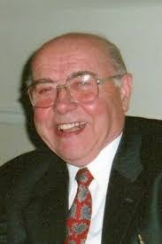 Warren Cheek's Instagram, Twitter & Facebook