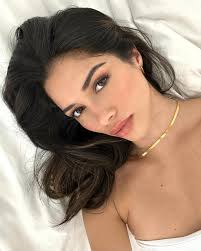 Me: “what's a cute caption for a selfie?” James: “ask chatGPT” 🤣🤣🤣  #KatCat