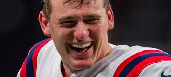 Pagbag-o sa Ngipon ni Mac Jones