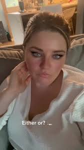 Former cigarette girl #cigmom #cigarette #hotornot #fyp