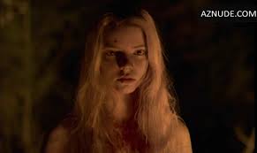 Anya TaylorJoy Butt, Body Double episode in The Witch - UPSKIRT.TV