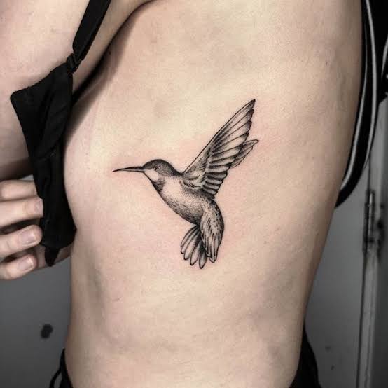 A wee birdhumming. | Studio XIII Gallery