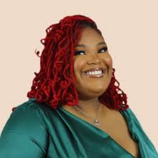 Desiree Stanton's Instagram, Twitter & Facebook