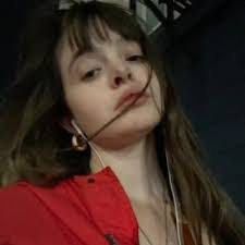 Isabel Beatty's Instagram, Twitter & Facebook