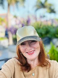 Hi everyone! My name is Deborah and I live in Italy! I'm almost 38 years  old. I was an Emo as a kid, but in spirit and thought, I always will be!