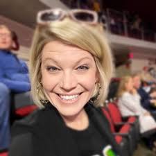 Kara Paulson's Instagram, Twitter & Facebook