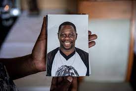 Aconteceu hoje por volta da uma da tarde. Bruno Cande Foi Morto Por Odio Racial Com Cinco Tiros Acusa Ministerio Publico Crime Publico