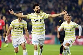 Boutaib ceza sahasına uzak mesafeden çok sert ve etkili bir şut çıkardı. Fenerbahce 3 Ey Malatyaspor 2 Mac Sonucu Ntvspor Net