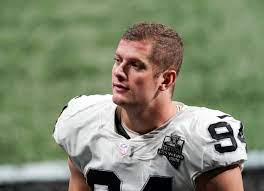 Carl nassib is a defensive end who currently plays for the nfl team the las vegas raiders. Wj7toj6ysg5ium