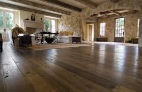 Our Custom Aged French Oak Floors Are Extremely Popular With Interior Designers The Unique Aging Process Case Rustiche Arredamento D Interni Case Di Campagna