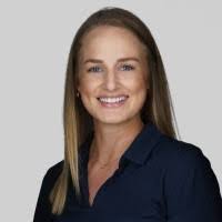 Alexandra Saunders's Instagram, Twitter & Facebook