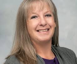 Robin Durrett's Instagram, Twitter & Facebook