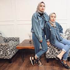 Baju couple keluarga menjadi pilihan bagi sebagian orang dimomen lebaran 2021. 6 Ide Fashion Hijab Untuk Kamu Yang Pengen Tampil Kembar Bareng Sahabat Facetofeet Com