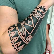 Another View Of Robin From Sweden S Arm From Last Week No Filter All Freehand For Bookings Hig Tatuagem Maori Tatuagem Maori Braco Tatuagens Tribal Samoana
