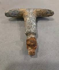 What is the history of this metal detecting find, a badge from Birmingham  England?